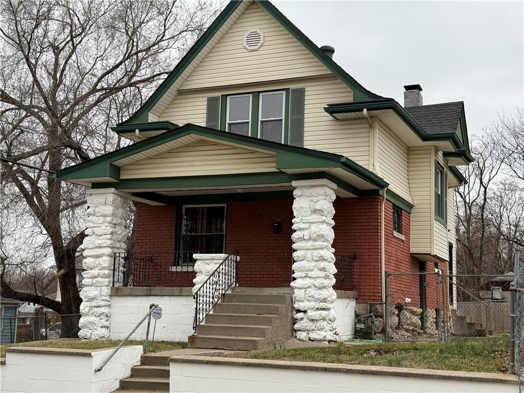3011 E 26th Street Property Photo