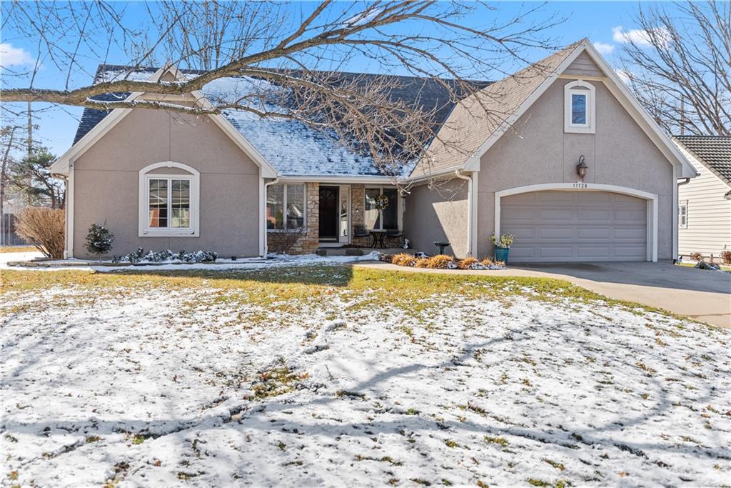 11728 Mackey Street Property Photo