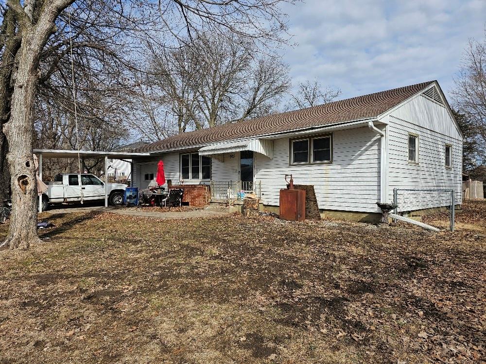 905 Main Street Property Photo