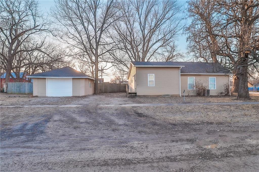 603 4th Street Property Photo
