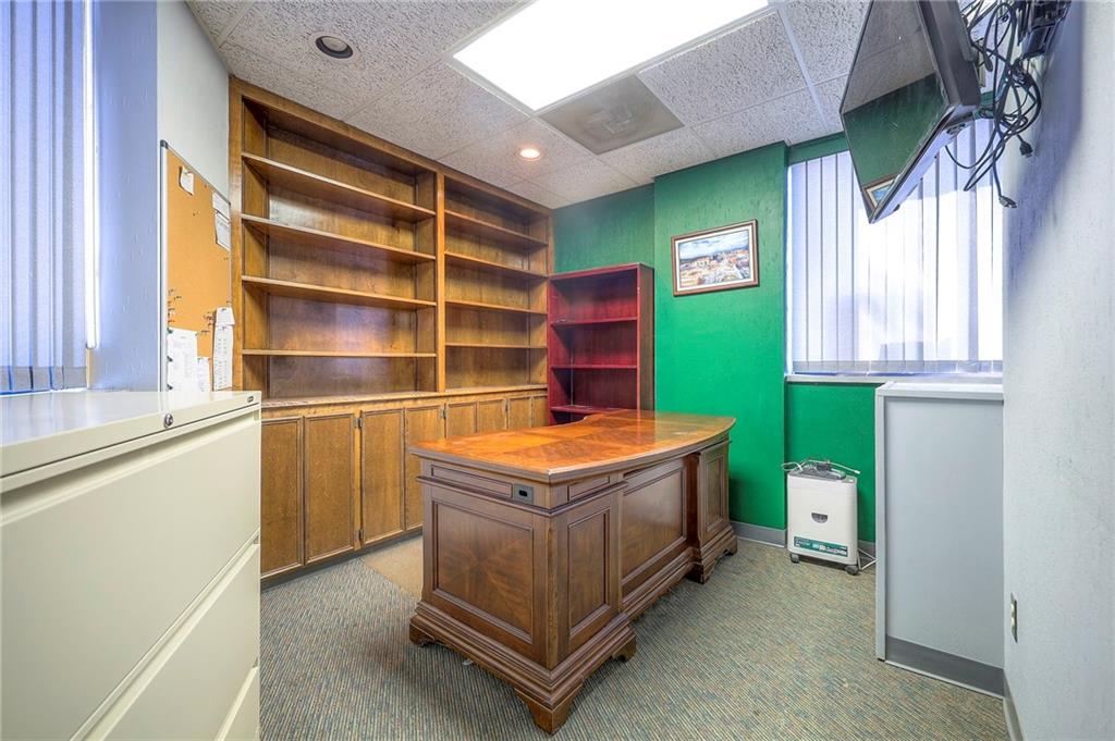 6345 Long Avenue Property Photo 20