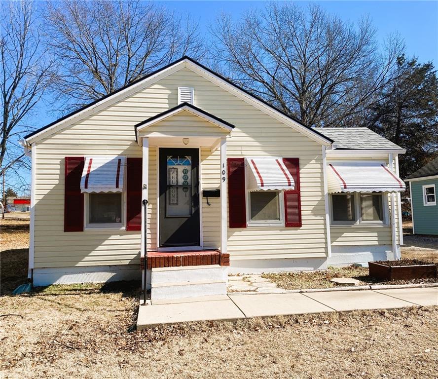 109 S Fulton Street Property Photo