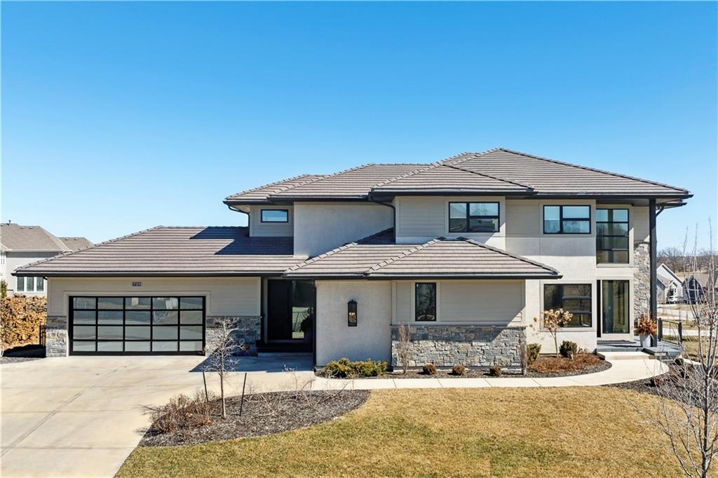 17329 Larsen Street Property Photo