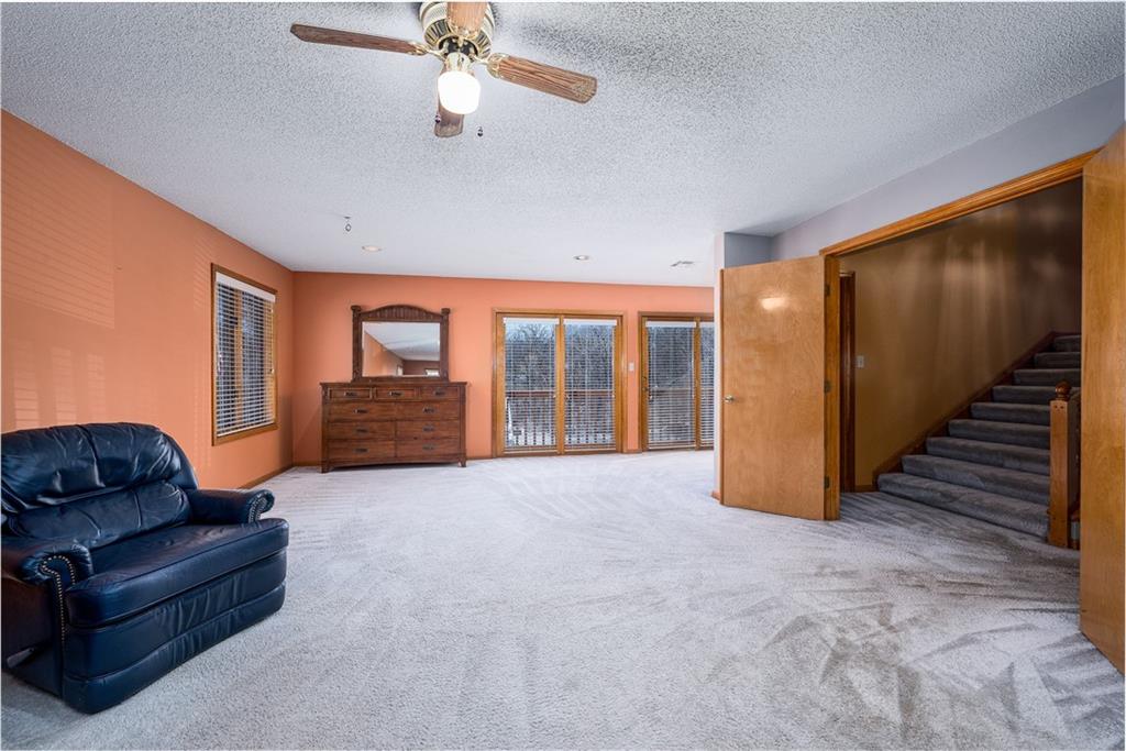 5211 Metropolitan Avenue Property Photo 15