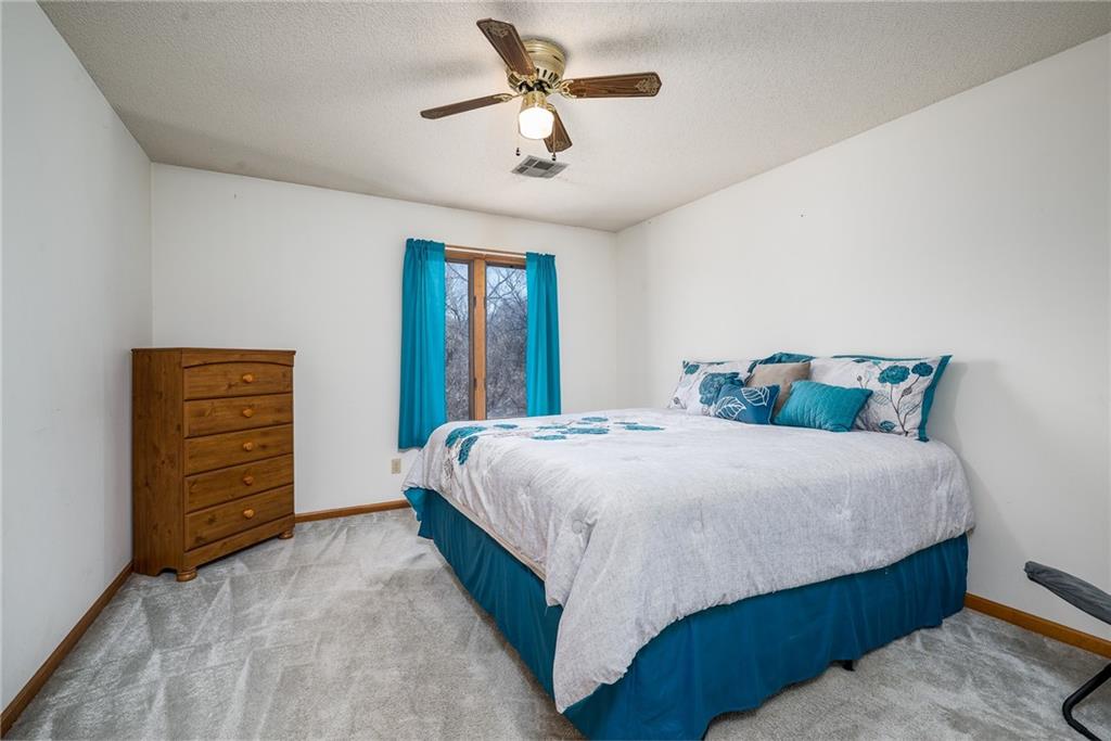 5211 Metropolitan Avenue Property Photo 22