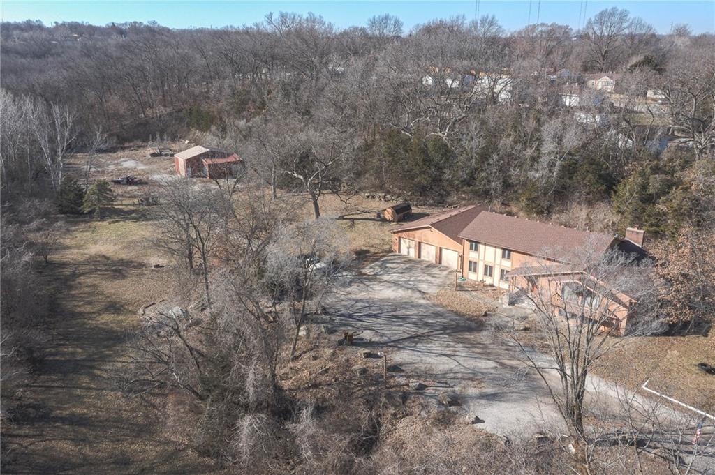 5211 Metropolitan Avenue Property Photo 30