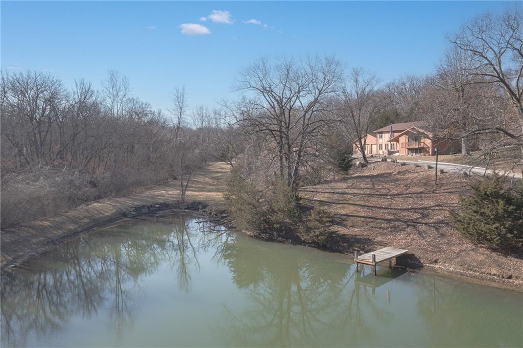 5211 Metropolitan Avenue Property Photo 31