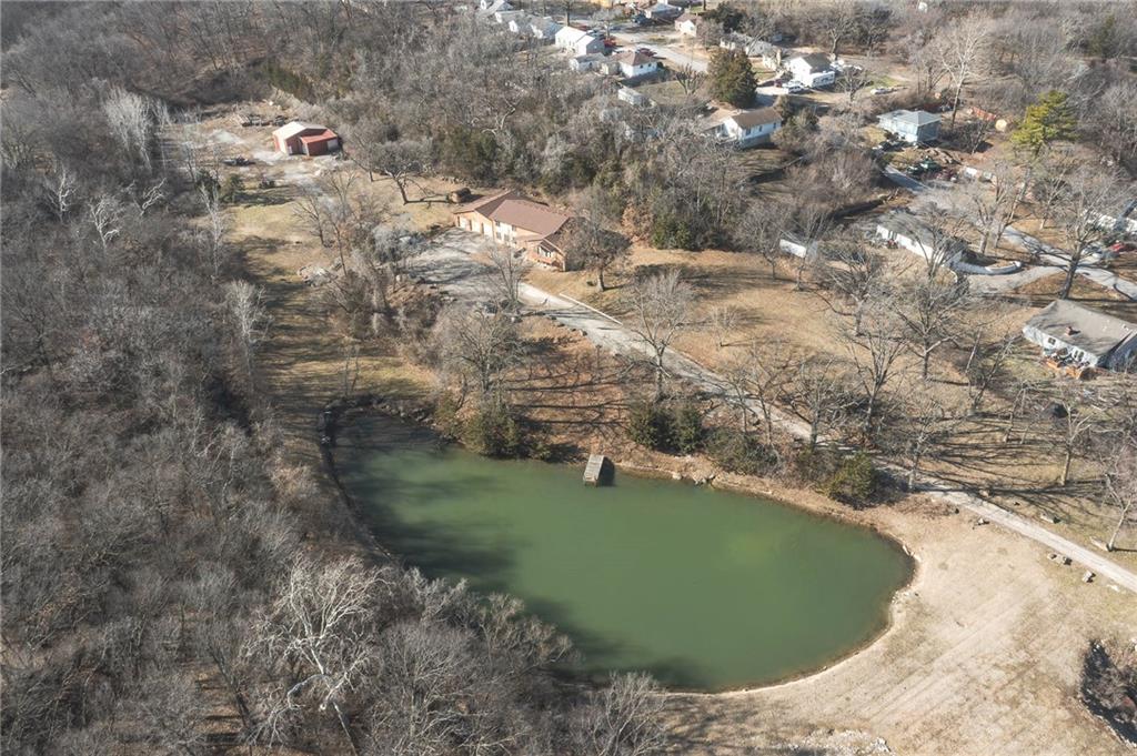 5211 Metropolitan Avenue Property Photo 34