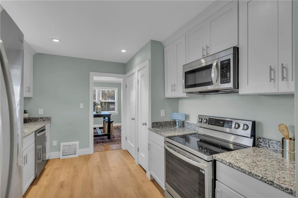 936 E Gregory Boulevard Property Photo