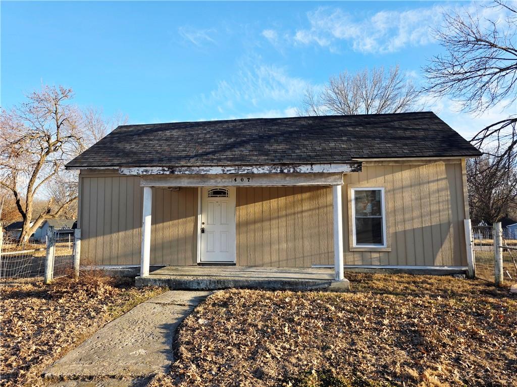 407 W 23rd Street Property Photo 1