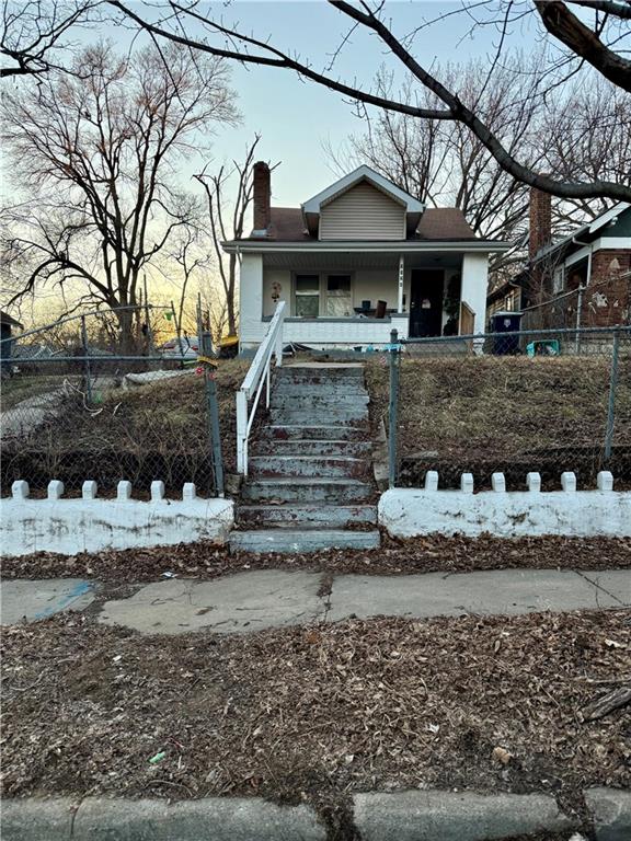 5320 Olive Street Property Photo