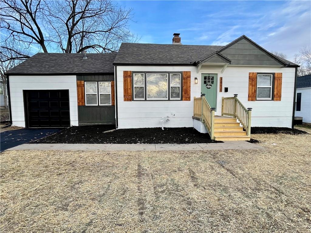 3911 Crestview Road Property Photo