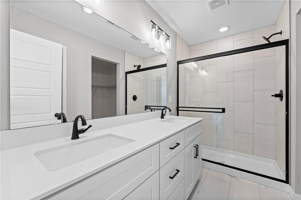505 Woodview Drive Property Photo 13