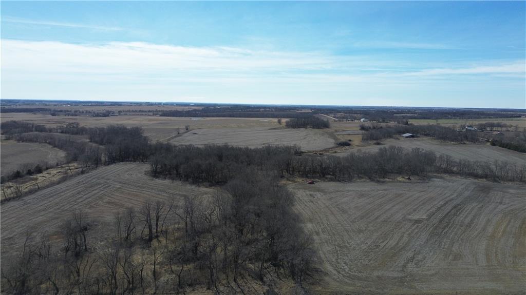 170 E 400 Road Property Photo 3