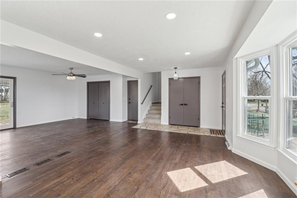 11600 E 62nd Street Property Photo 4