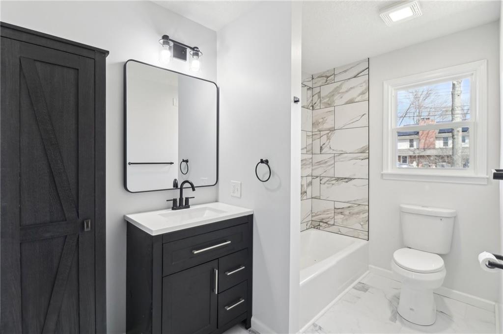 11600 E 62nd Street Property Photo 18