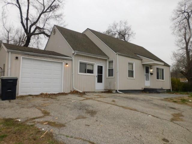 4745 E 44th Street Property Photo