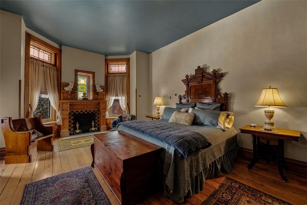 809 Hall Street Property Photo 38