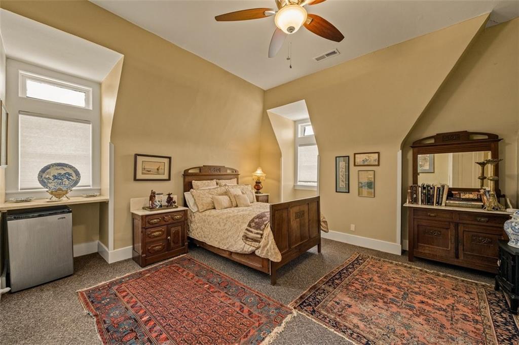 809 Hall Street Property Photo 50