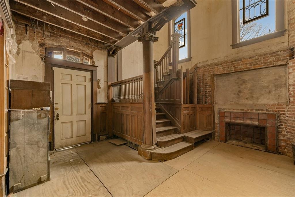 809 Hall Street Property Photo 71