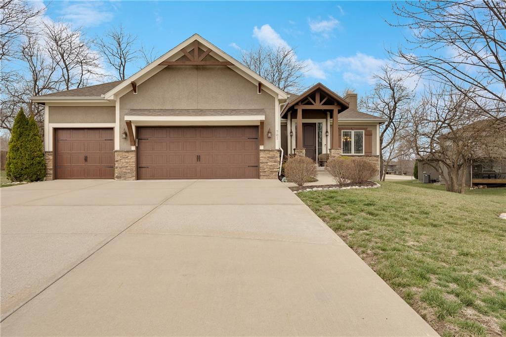 701 Se Sparrow Court Property Photo