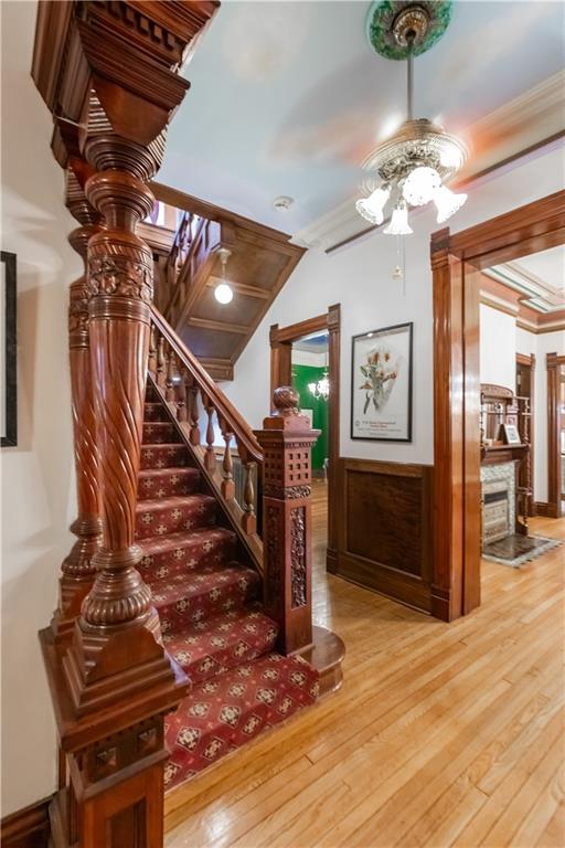 425 Gladstone Boulevard Property Photo 32