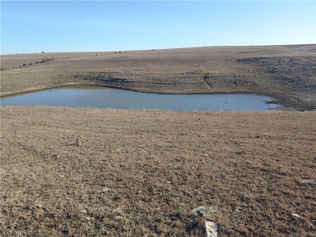 U Road Property Photo