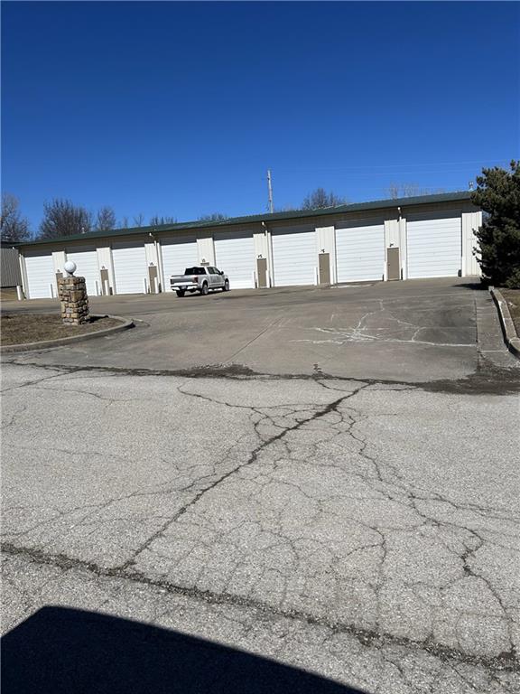 11308 E 218th, Unit 2 Street Property Photo 24