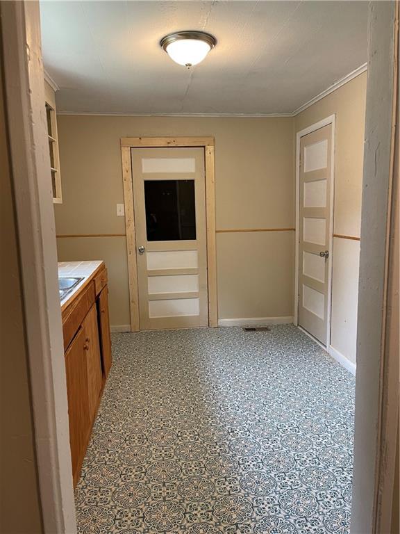 3000 Grand Avenue Property Photo 6