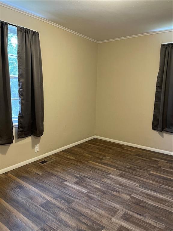 3000 Grand Avenue Property Photo 12