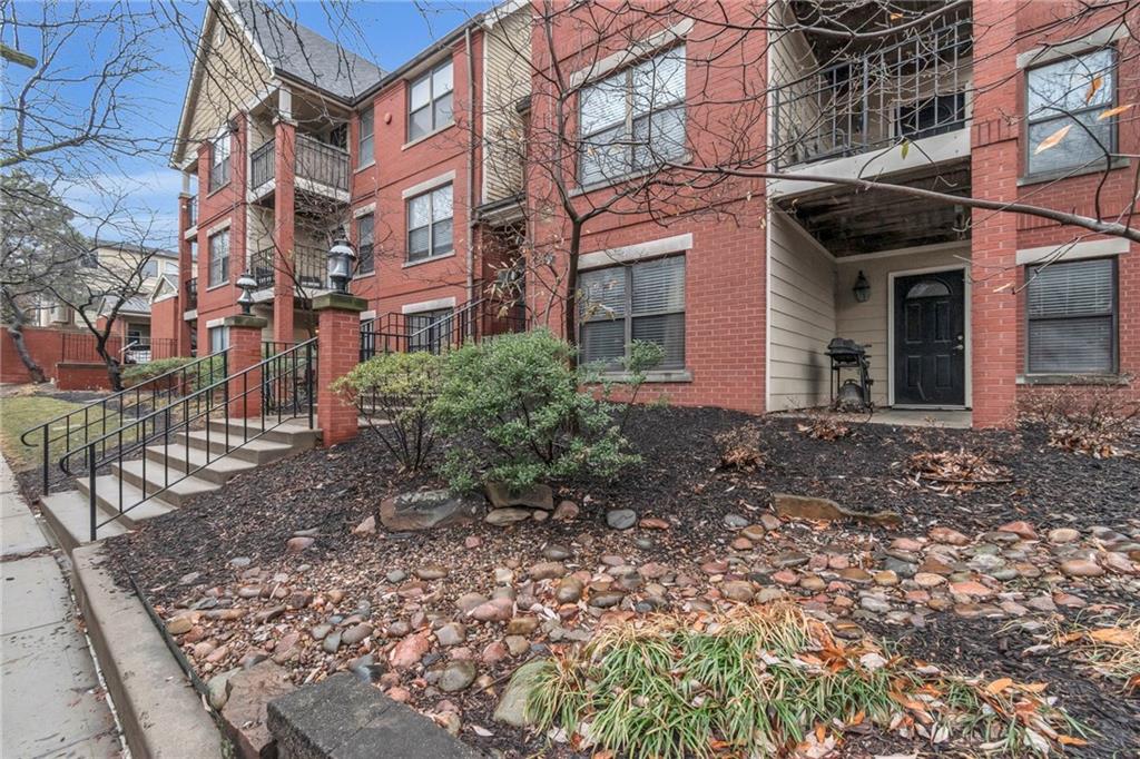 920 Washington Street Property Photo