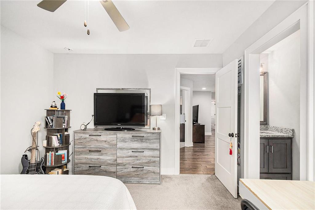 11206 N Michigan Avenue Property Photo 33