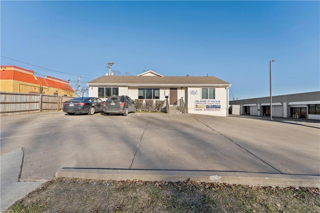 7607 Raytown Road Property Photo