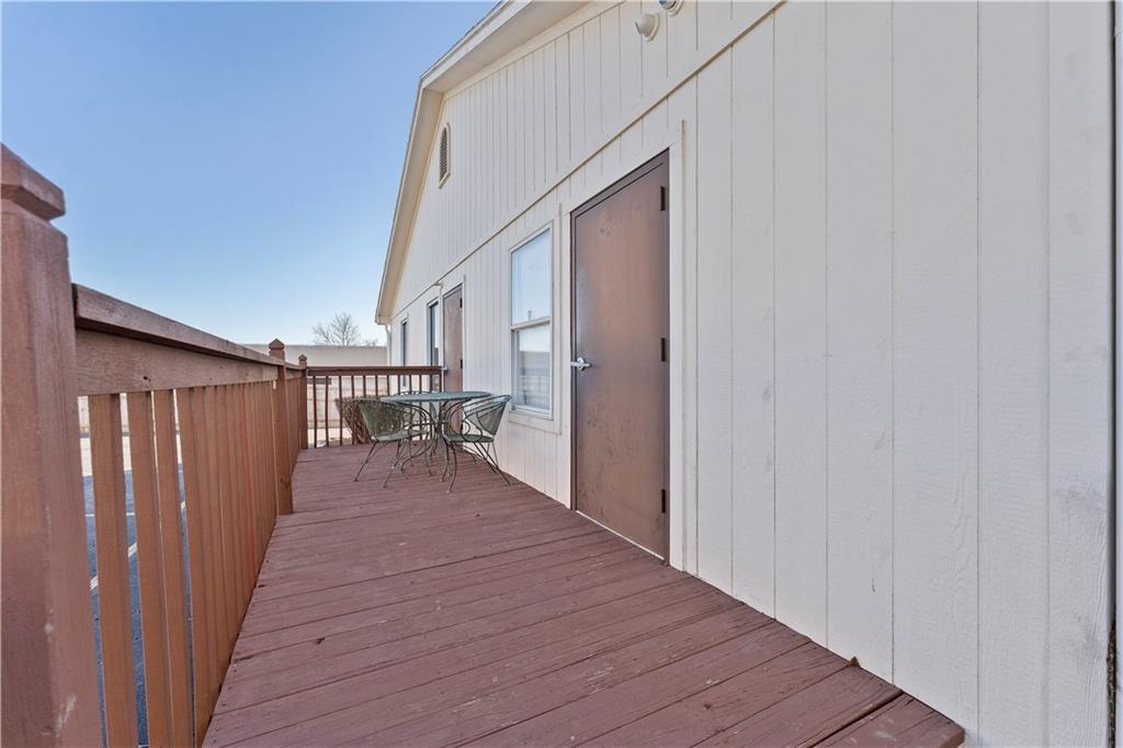 7607 Raytown Road Property Photo 9