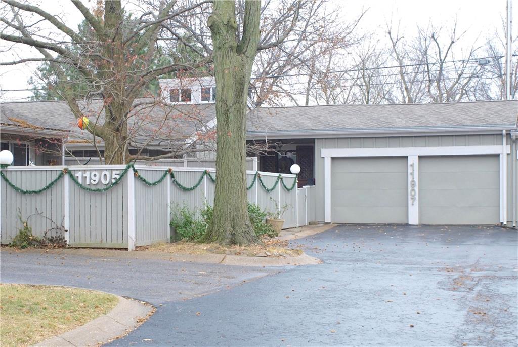 11907 W 82nd Terrace Property Photo