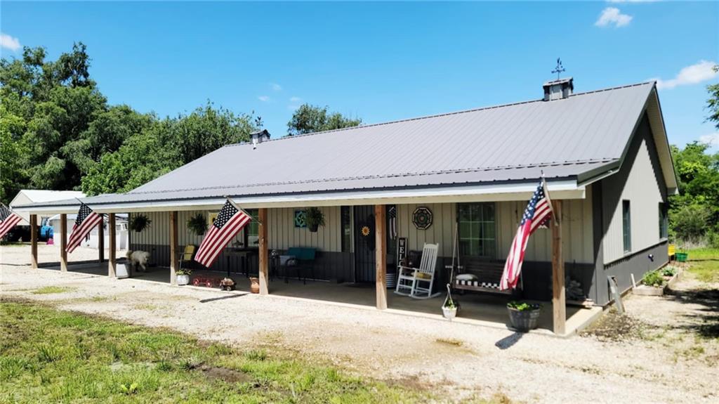 1147 Fern Road Property Photo 1