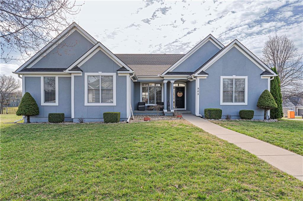 64060 Real Estate Listings Main Image