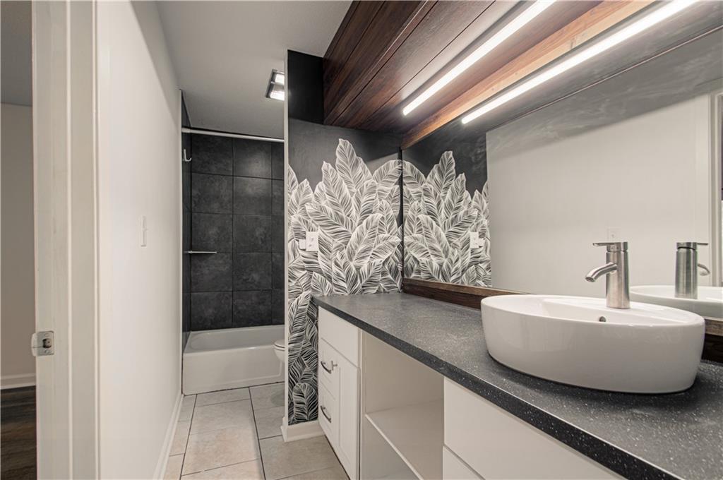 4524 Holly Street Property Photo