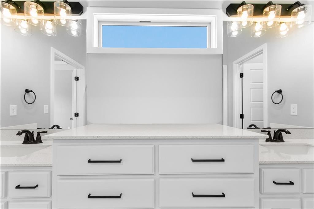 11017 N Bristol Avenue Property Photo 20