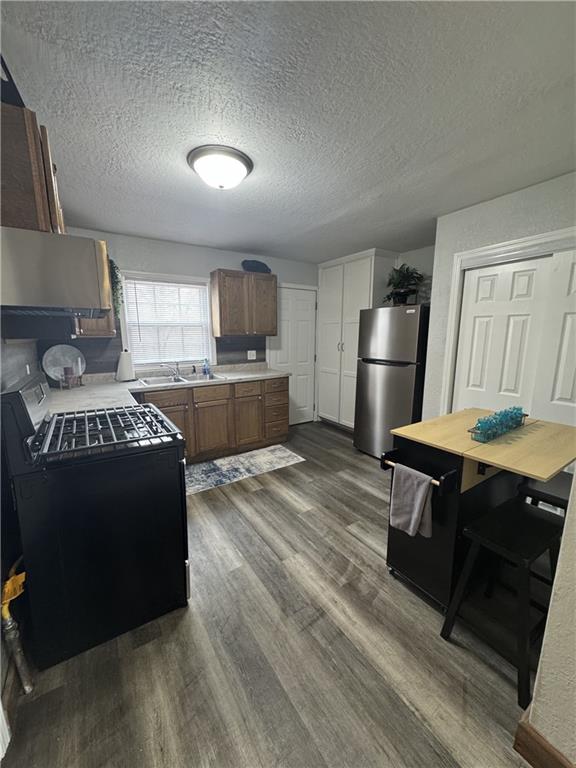 10904 Cambridge Avenue Property Photo
