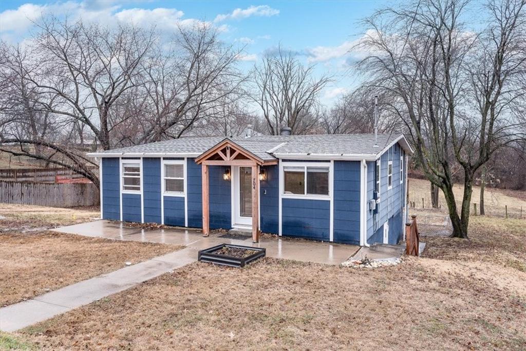 704 E Connie Street Property Photo