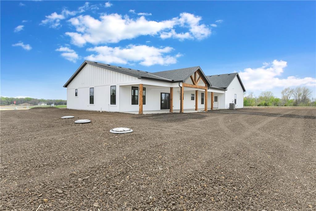 16586 Olive Street Property Photo 43