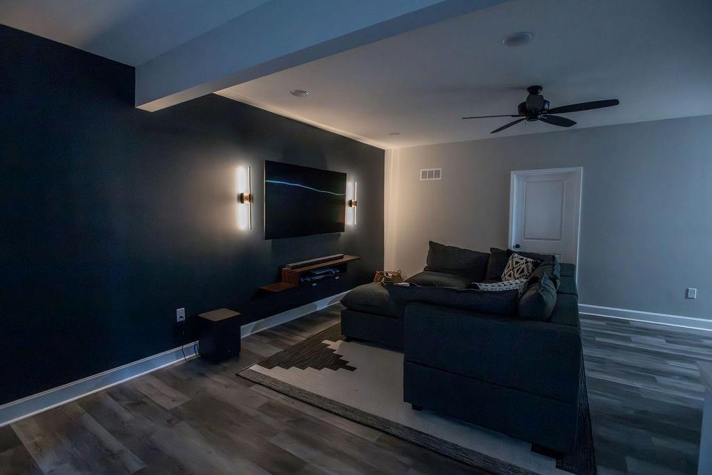 1249 Rich Boulevard Property Photo 37