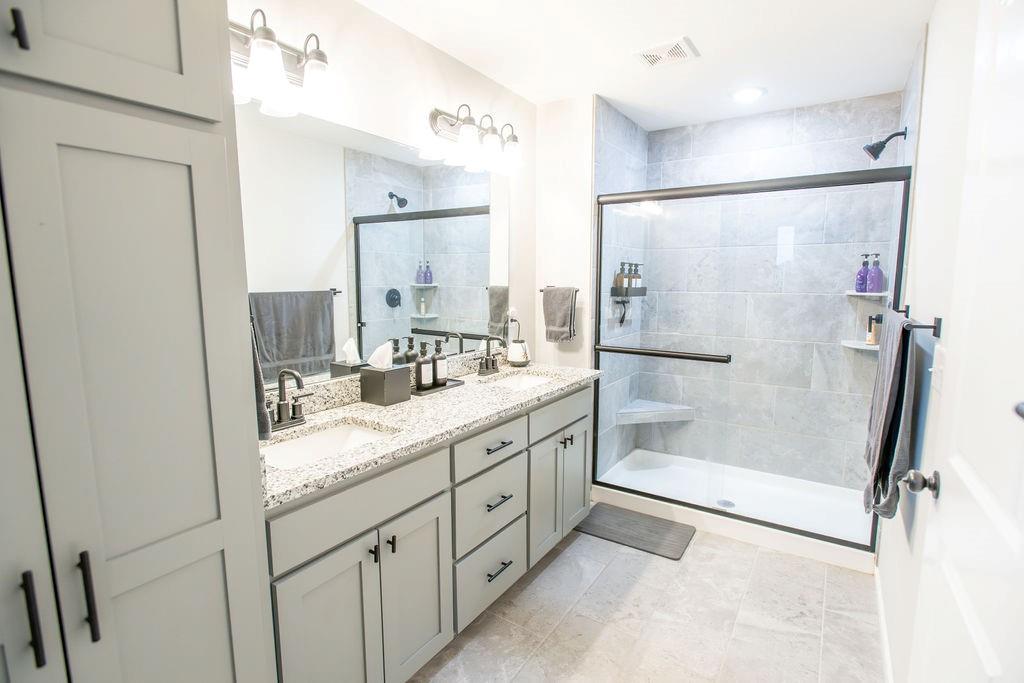 1249 Rich Boulevard Property Photo 49