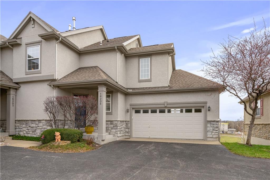 16205 Linden Street Property Photo 1