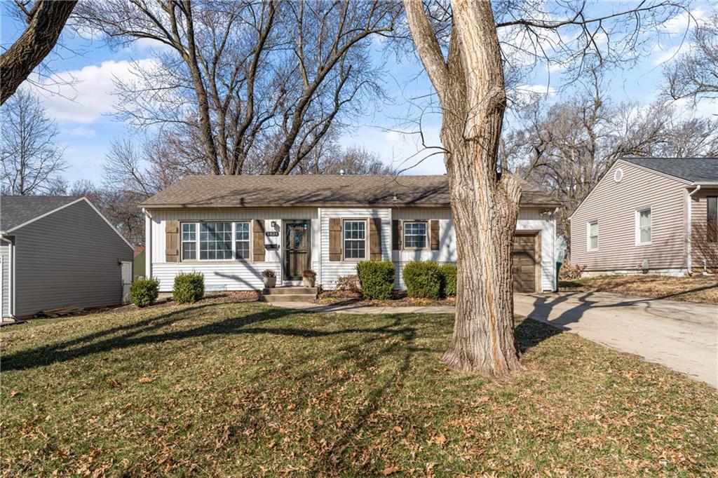 5434 Sherwood Drive Property Photo