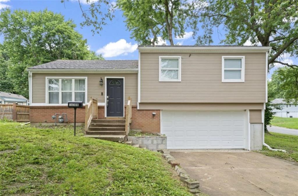 16308 E 31st Terrace Property Photo