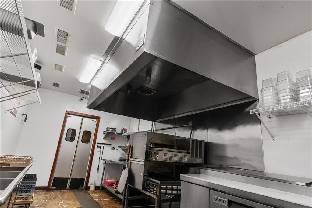 451 S Thompson Avenue Property Photo 49