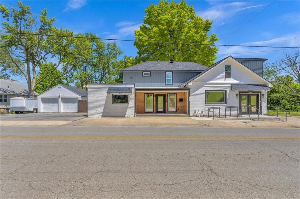 1847 S 14th Street Property Photo 1