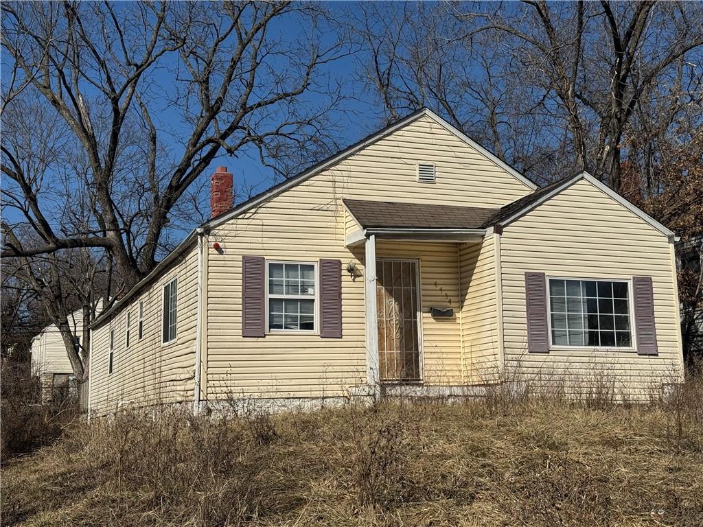 4434 Indiana Avenue Property Photo
